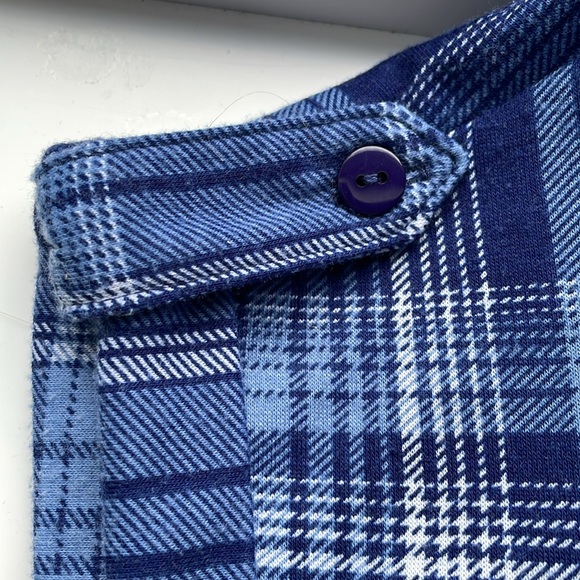 Blue and white plaid henley tee top soft polyester + spandex Large L women’s - Picture 6 of 8